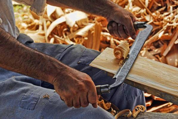 5 Recommendations for Launching a Carpentry Business