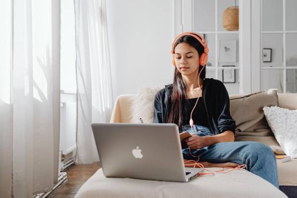 Why Your Teen Will Love Online Driving School